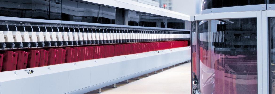 O sistema permite o processamento de uma vasta gama de correio, desde envelopes padrão a itens achatados de todos os tipos e embalagens. O sistema de tratamento de correio aberto possui um sistema de tratamento de tabuleiros integrados que transporta os tabuleiros cheios e vazios dentro da área operacional da máquina.