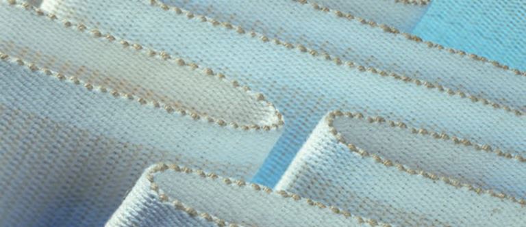 Ammeraal Beltech bietet Bandlösungen, die den Anforderungen der Fleisch- und Geflügelindustrie entsprechen, wie hygienische Konstruktion und Lebensmittelsicherheit, dauerhafte und effiziente Verarbeitung und Reinigungsfreundlichkeit.