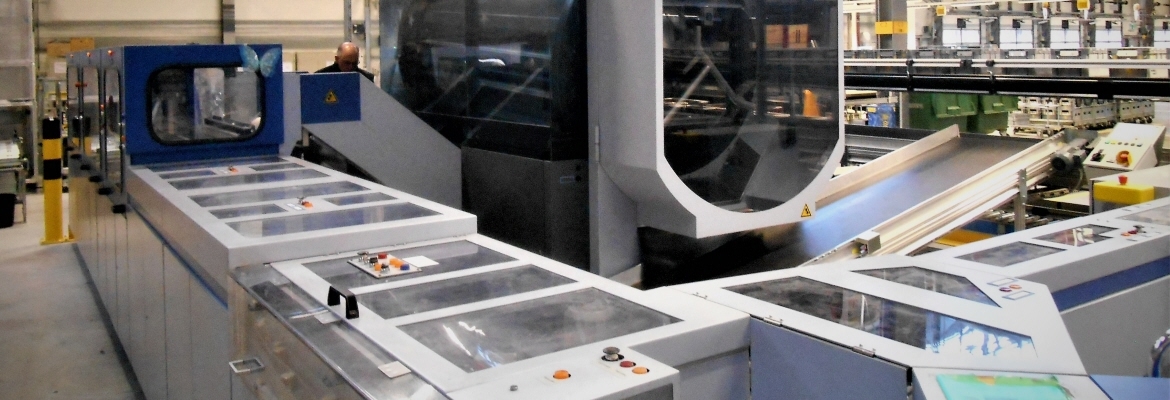 La primera máquina clasificadora del proceso de clasificación es, por norma general, el CFC (cancelador, volteador, seleccionador). Recibe correo masivo, clasifica correos inadecuados, comprueba el franqueo correcto y detecta la orientación y coloca el correo en una dirección definida.